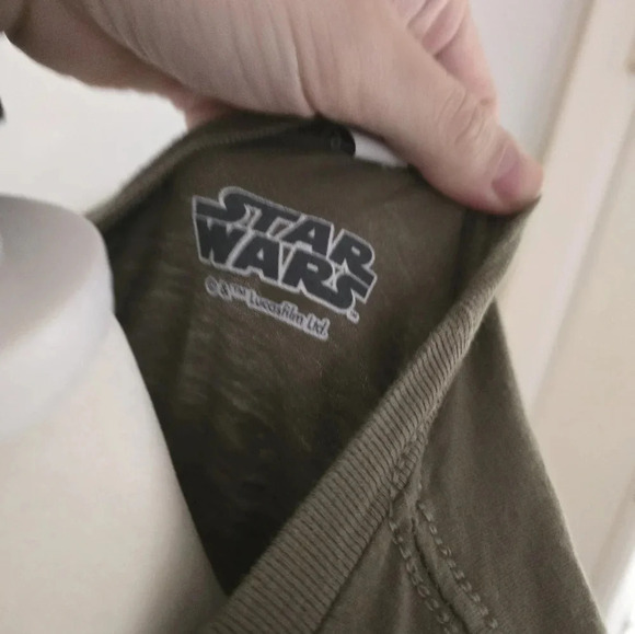 Star Wars The Mandalorian Grogu Wise Beyond My Ears T-Shirt - Picture 3 of 4